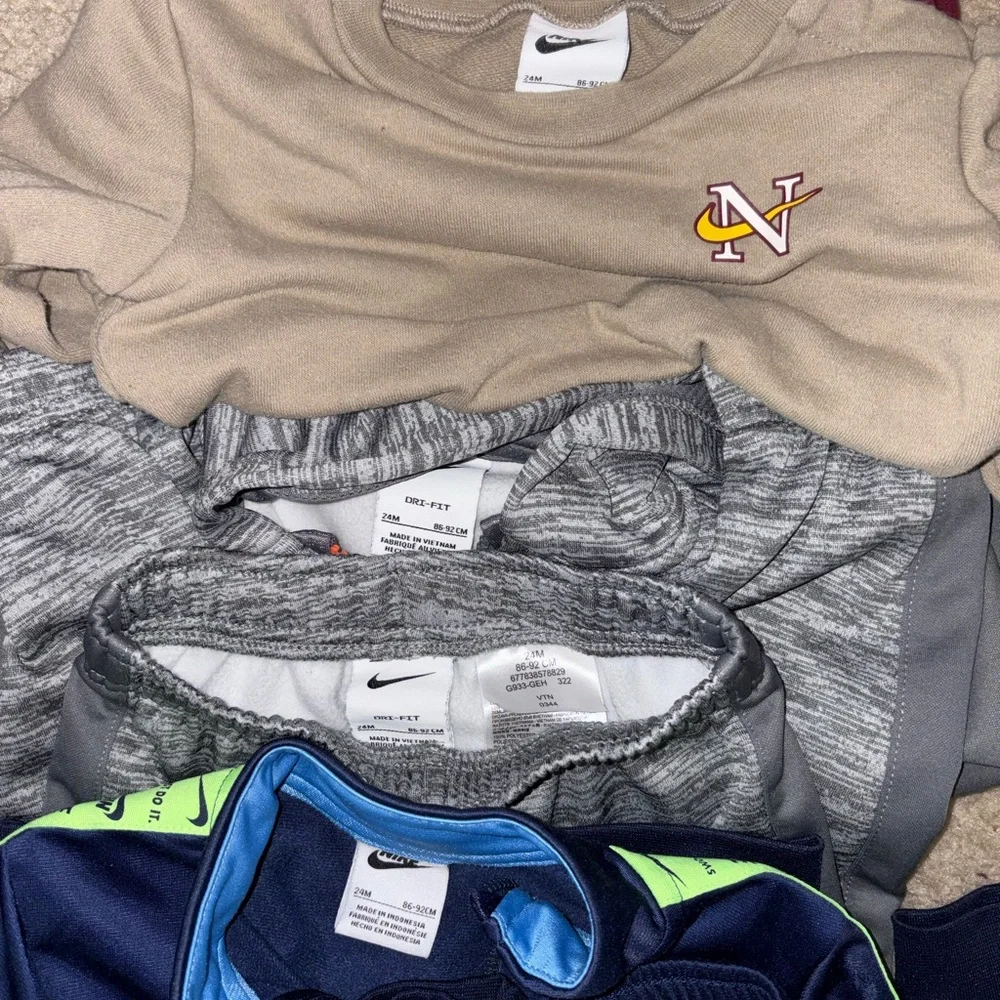 24month Nike boy outfits - Picture 3 of 3